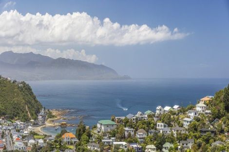 Photo of property in 52 Frobisher Street, Island Bay, Wellington, 6023