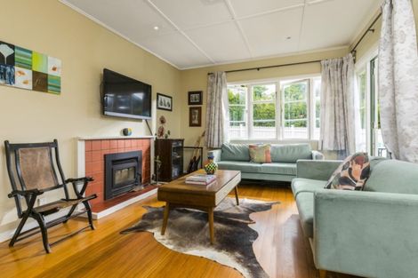 Photo of property in 1/235 Lake Road, Belmont, Auckland, 0622