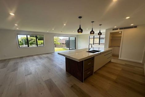Photo of property in 35b Clyside Avenue, Half Moon Bay, Auckland, 2012