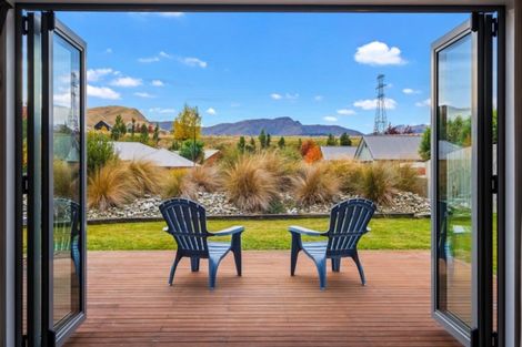 Photo of property in 13 Quill Street, Lake Hayes, Queenstown, 9304
