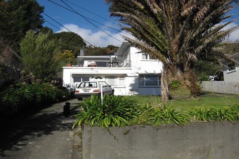 Photo of property in 19 Holland Street, Wainuiomata, Lower Hutt, 5014