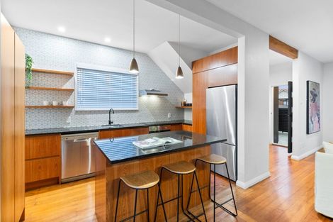 Photo of property in 1092 Great North Road, Point Chevalier, Auckland, 1022