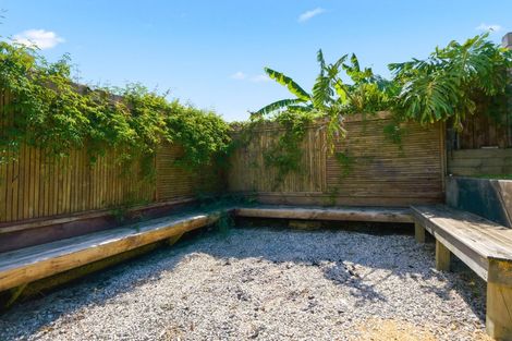 Photo of property in 52 George Point Road, Onerahi, Whangarei, 0110