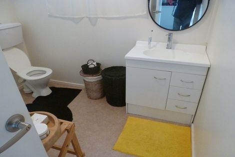 Photo of property in 1/23 Maple Grove, Maungaraki, Lower Hutt, 5010