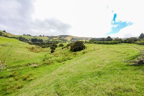 Photo of property in 6025 Christchurch Akaroa Road, Duvauchelle, 7583