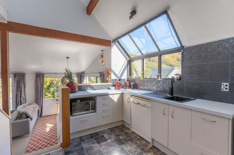 Photo of property in 20b Govind Grove, Ngaio, Wellington, 6035