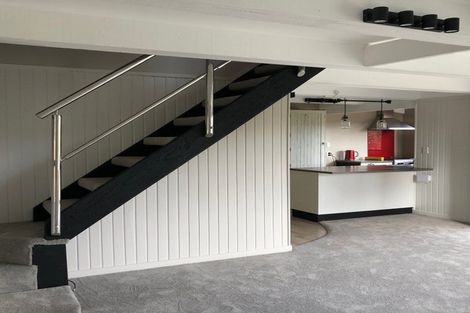 Photo of property in 1/17 Weldene Avenue, Glenfield, Auckland, 0629