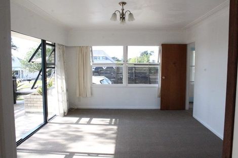 Photo of property in 23 Gills Road, Bucklands Beach, Auckland, 2014
