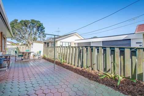 Photo of property in 18b Moenui Avenue, Orewa, 0931