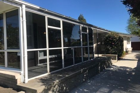 Photo of property in 6 Woodford Terrace, Ilam, Christchurch, 8053