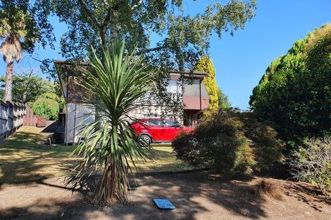 Photo of property in 57 Ray Small Drive, Pahurehure, Papakura, 2113