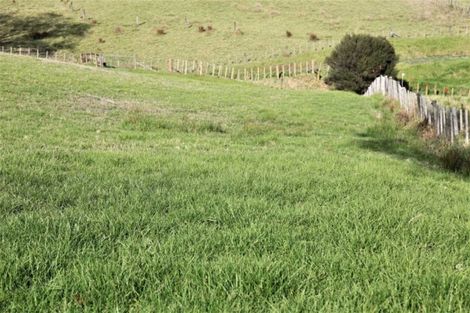 Photo of property in 181 Mangakura Road, Helensville, 0875