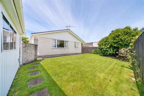 Photo of property in 3/53 Ludlam Crescent, Woburn, Lower Hutt, 5010