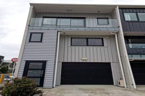 Photo of property in 16/5 Perekia Street, Albany, Auckland, 0632