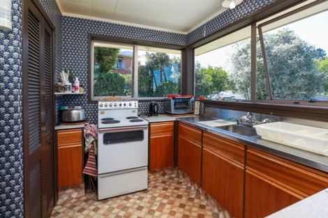 Photo of property in 8 Dunvegan Place, Dinsdale, Hamilton, 3204