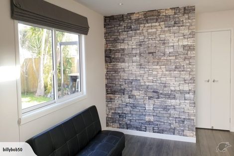 Photo of property in 276 Point Chevalier Road, Point Chevalier, Auckland, 1022