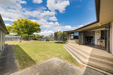 Photo of property in 20 Holdsworth Avenue, Milson, Palmerston North, 4414