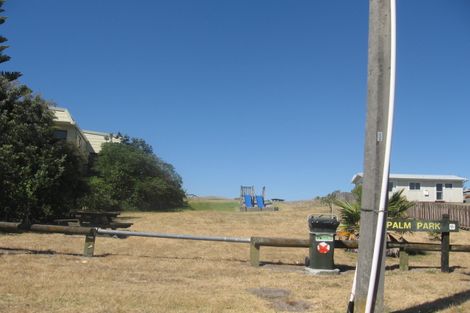 Photo of property in 681 Pukehina Parade, Pukehina, 3189