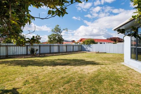 Photo of property in 28 Peppertree Glade, Kelvin Grove, Palmerston North, 4414