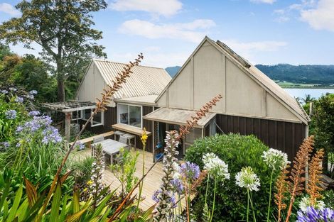 Photo of property in 10 Moana Drive, Tanners Point, Katikati, 3177
