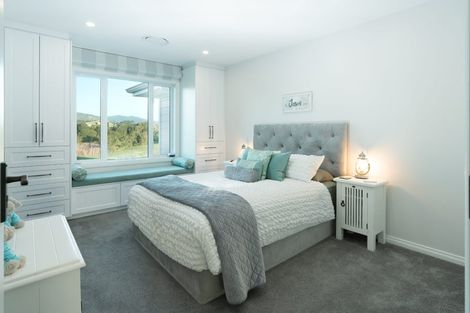 Photo of property in 87 Rutherford Drive, Waikanae Beach, Waikanae, 5036