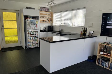 Photo of property in 5/22a Church Street, Northcote Point, Auckland, 0627