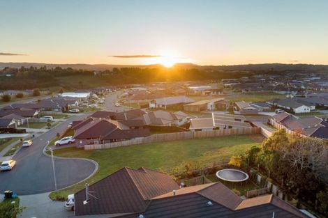 Photo of property in 5 Okataina Street, Pyes Pa, Tauranga, 3112