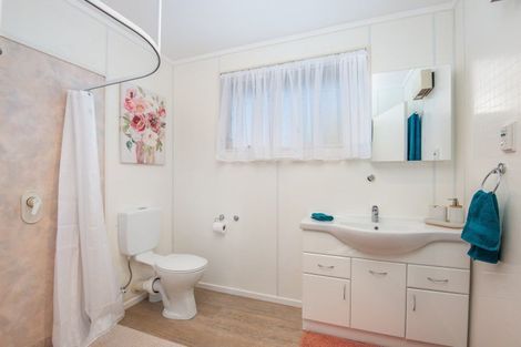 Photo of property in 8 Esk Place, Mosgiel, 9024