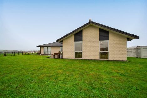 Photo of property in 10 Hawetaone Street, Bell Block, New Plymouth, 4312