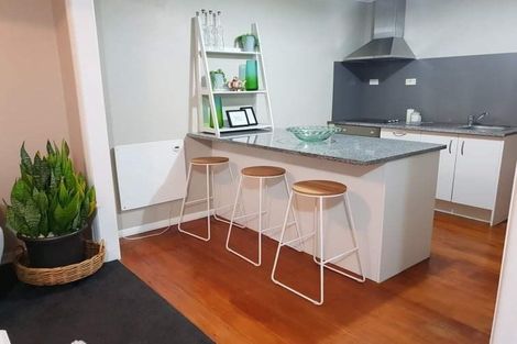 Photo of property in 2/30 Union Street, Papakura, 2110