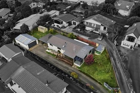 Photo of property in 5 Ajax Place, Welcome Bay, Tauranga, 3112
