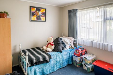 Photo of property in 9 Parkinson Close, Whitby, Porirua, 5024