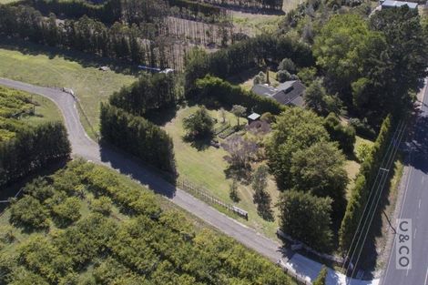 Photo of property in 902 Old North Road, Waimauku, 0882
