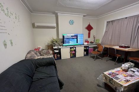 Photo of property in 27 Lyndon Street, Riccarton, Christchurch, 8041