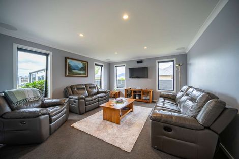 Photo of property in 27 Orbell Crescent, Te Anau, 9679