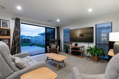 Photo of property in 204 Te Okuroa Drive, Papamoa, 3118