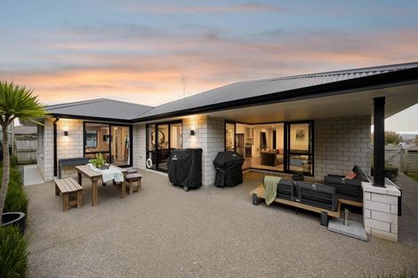 Photo of property in 37 Raithburn Terrace, Pokeno, 2402