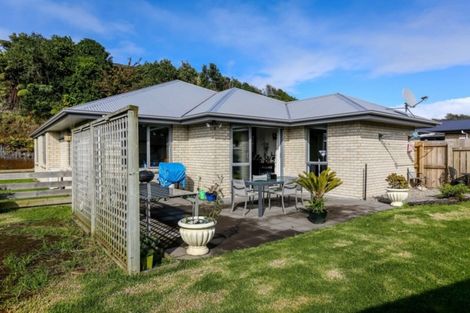 Photo of property in 15a Frederick Place, Whalers Gate, New Plymouth, 4310
