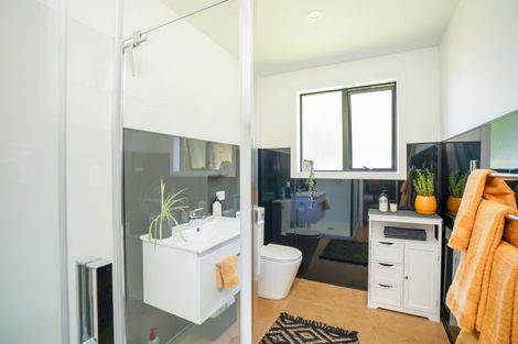 Photo of property in 28 Grant Road, Otatara, Invercargill, 9879