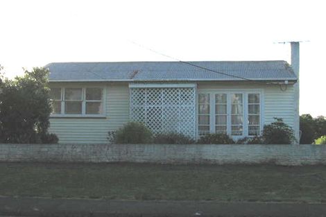 Photo of property in 72a Hepburn Road, Glendene, Auckland, 0602
