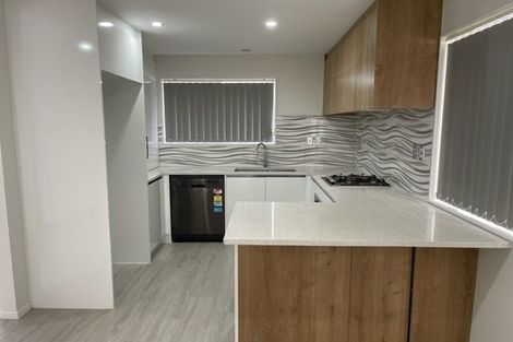 Photo of property in 74b Thompson Terrace, Manurewa, Auckland, 2102