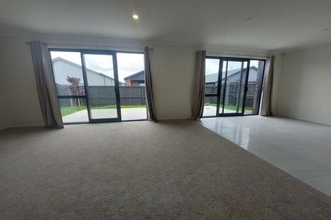 Photo of property in 33 John Main Drive, Ramarama, Drury, 2579