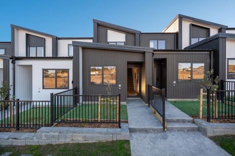 Photo of property in 3/4 Limestone Drive, Hobsonville, Auckland, 0616