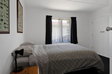 Photo of property in 60 Egmont Street, Hawera, 4610