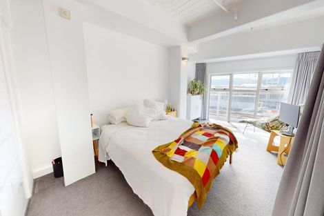 Photo of property in Stadium Garden Flats, 111/107 Thorndon Quay, Pipitea, Wellington, 6011