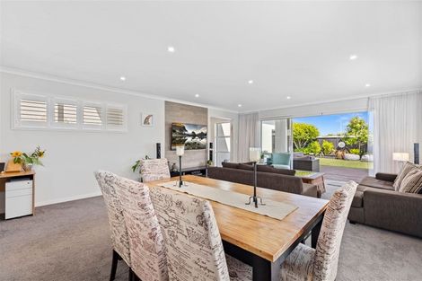 Photo of property in 126 Coast Boulevard, Papamoa Beach, Papamoa, 3118