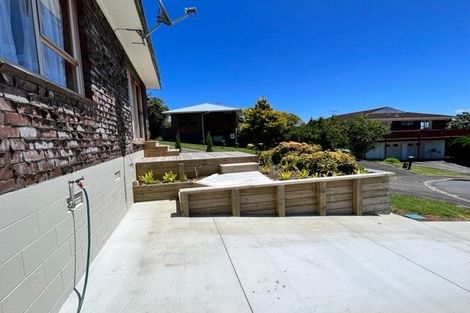 Photo of property in 9 Tromie Place, Highland Park, Auckland, 2010