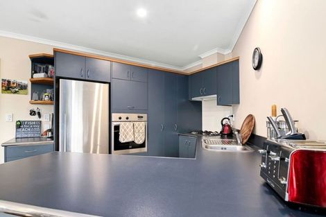 Photo of property in 10 Pukeone Place, Motueka, 7120