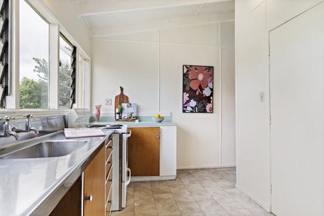 Photo of property in 24 Watt Street, Featherston, 5710