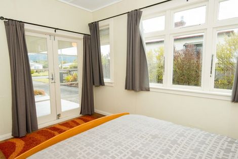 Photo of property in 19 Moore Street, Ohakune, 4625